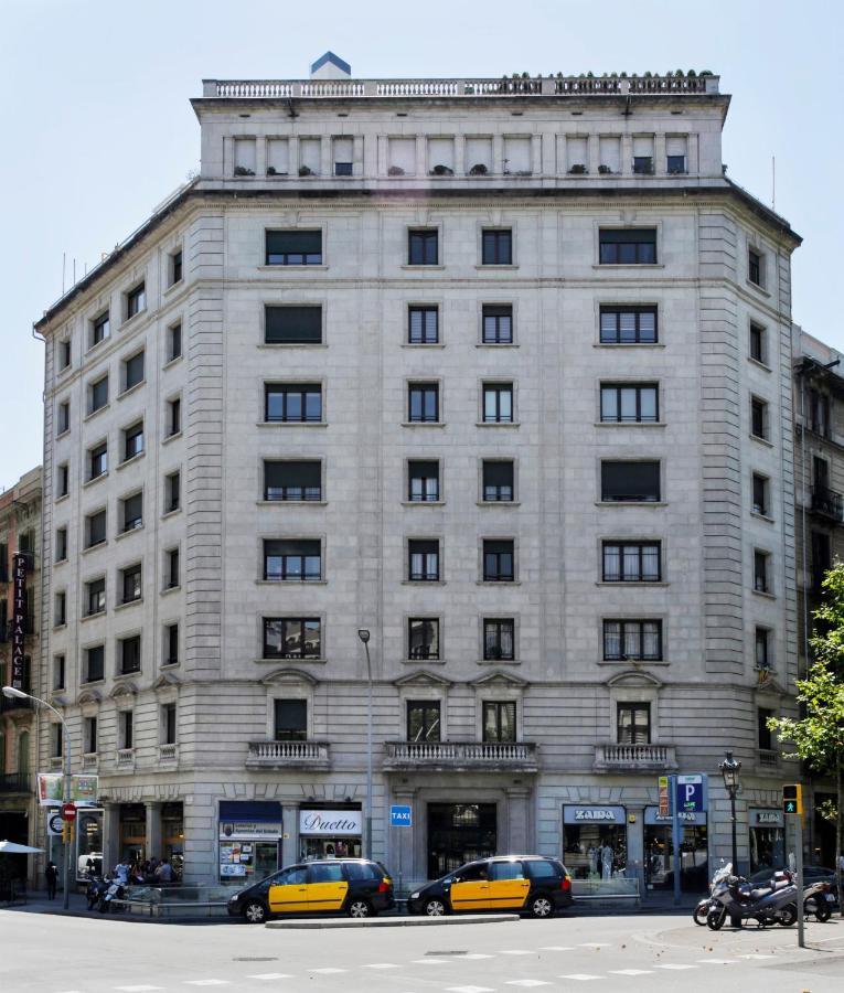 Fisa Rentals Gran Via Apartments Barcelona Exterior photo